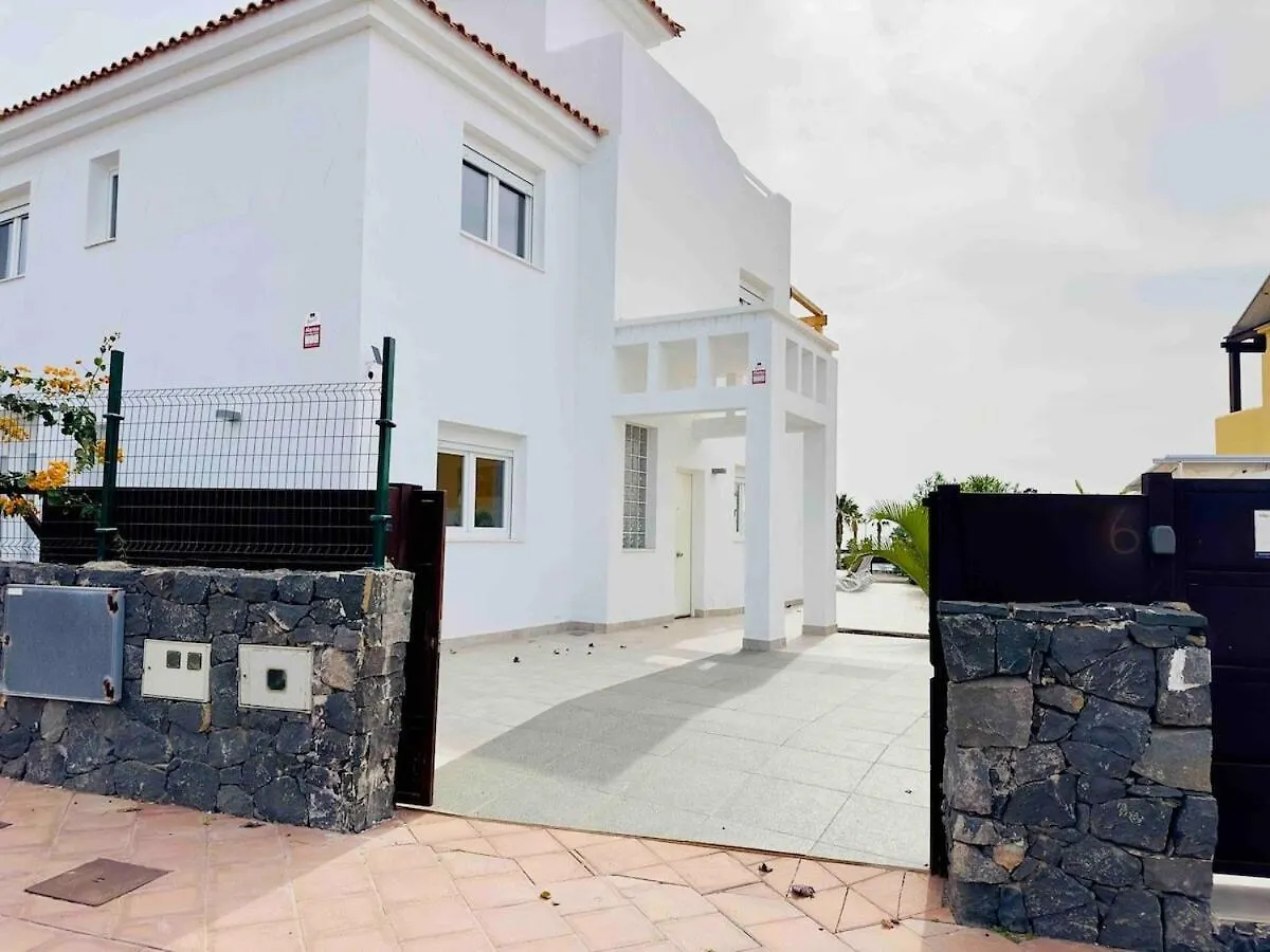 Easytenerife - Villa Pink Princess سان ميغيل ذي أبونا 0*,  إسبانيا